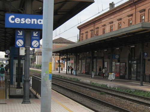 Cesena stazione treni